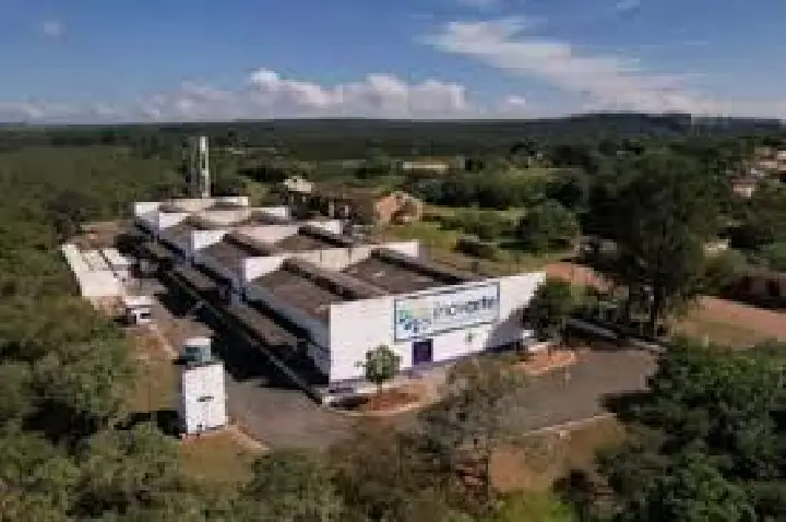 Funcionários de empresa abandonada começam a receber benefícios