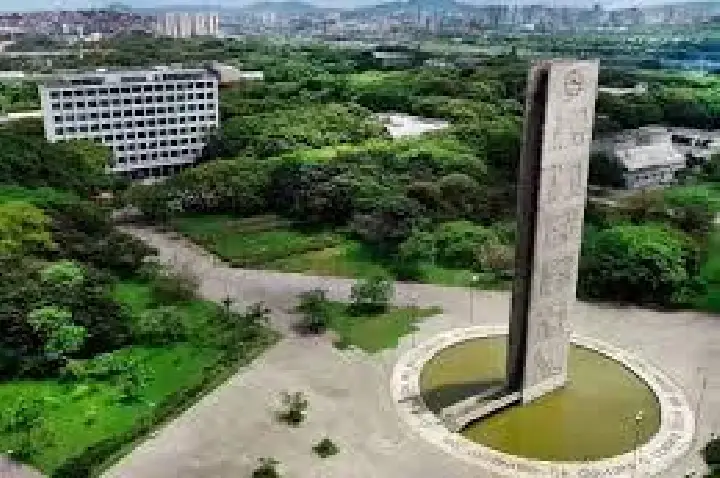 Fuvest abre inscrições para vestibular 2026 da USP