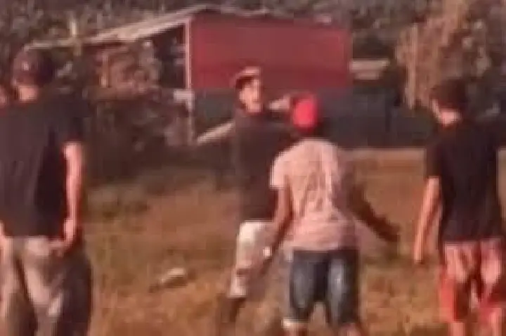 Gabriel é morto a pauladas na frente do pai após furto de panela