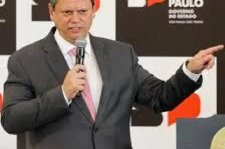 Governador Tarcísio de Freitas estará em Pirajuí neste sábado para a formatura dos alunos do Programa Caminho da Capacitação.