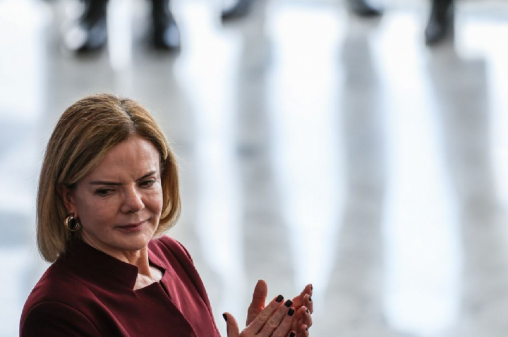 Governo pode enviar projeto para agilizar fim da escala 6x1