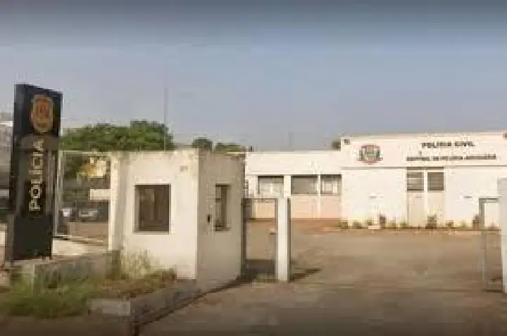 Homem atropela mulher e é seguido e espancado por familiares dela