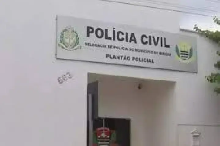 Homem é preso após incendiar casa da tia em disputa por herança