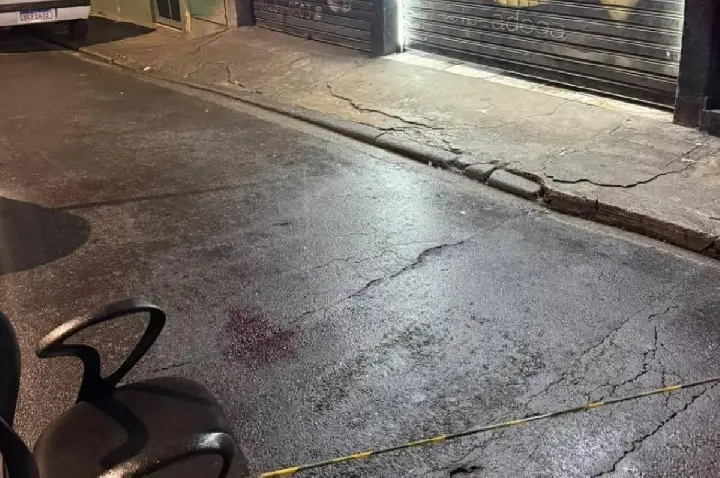 Homem é preso por atirar contra dupla em suposta briga política