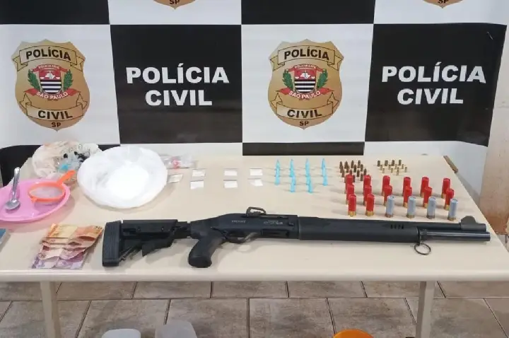 Homem é preso por guardar arma para grupo que trocou tiros com PM