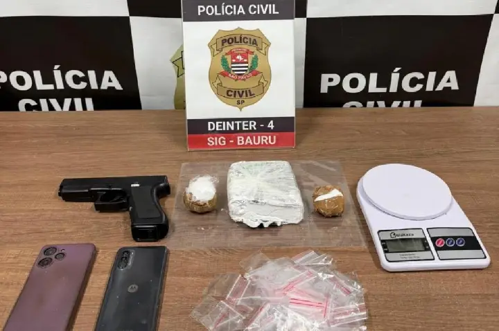 Homem joga porção bruta de cocaína no vizinho e é preso em Bauru