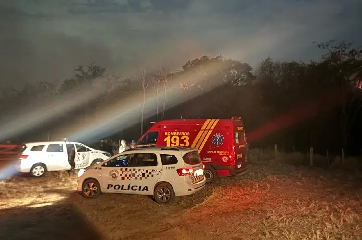 Homem morre queimado em incêndio em fazenda em Amadeu Amaral