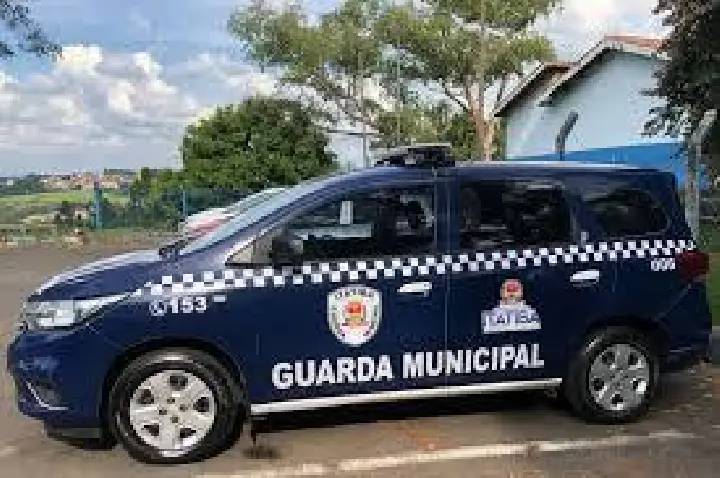 Homem perde o baseado, sai à procura, e acaba preso
