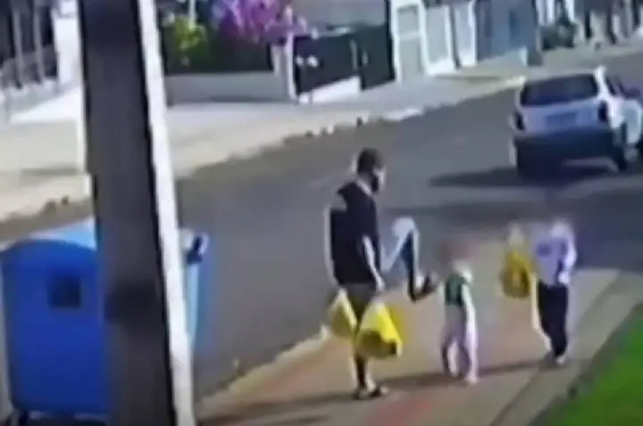 Homem que chutou menina no PR é denunciado por tortura e lesão