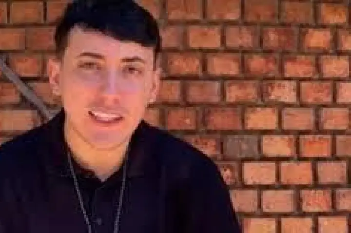 Influenciador é preso sob de suspeita de forjar furto para vídeos