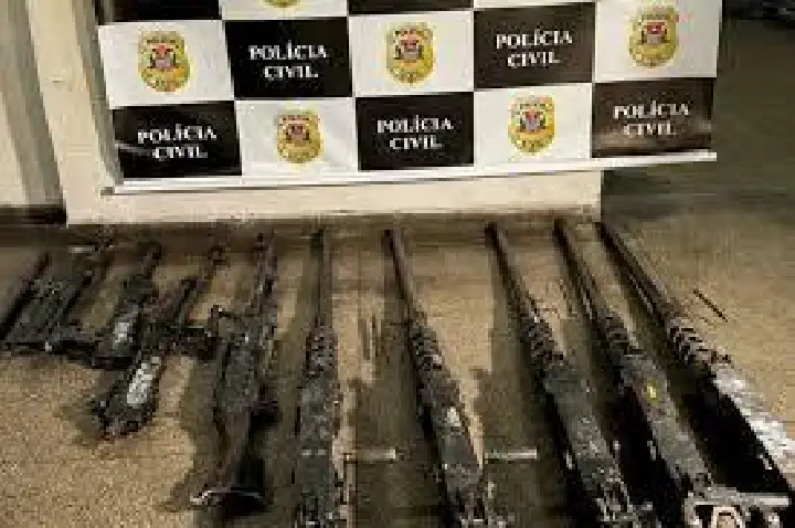 Justiça militar condena 9 pelo furto de metralhadoras do Exército