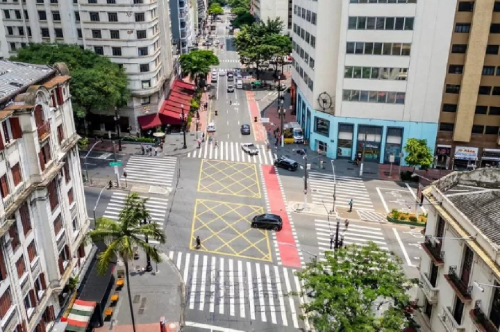 Justiça nega recurso e mantém suspensão da Times Square de SP