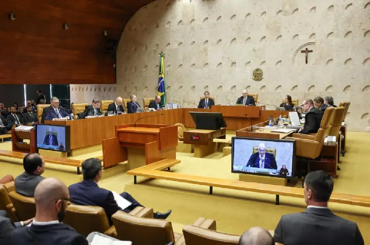 Kássio se diz impedido após mensagens de Vorcaro citarem filho