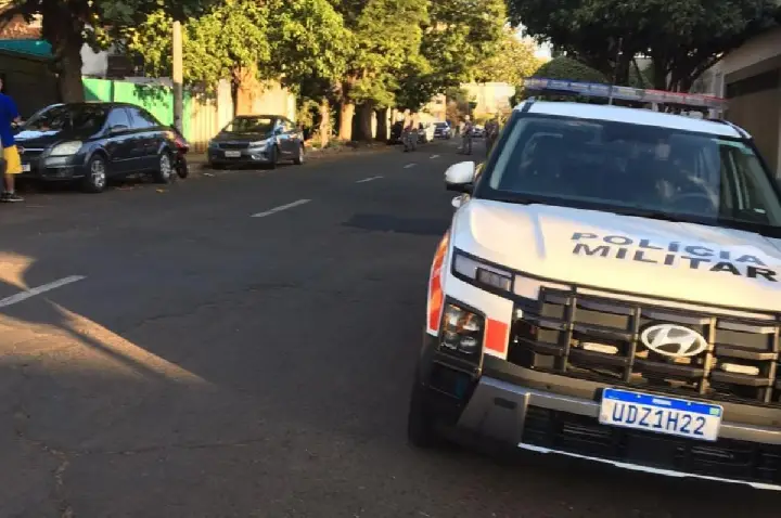 Ladrão em Bauru pula telhados e tenta se esconder em armário