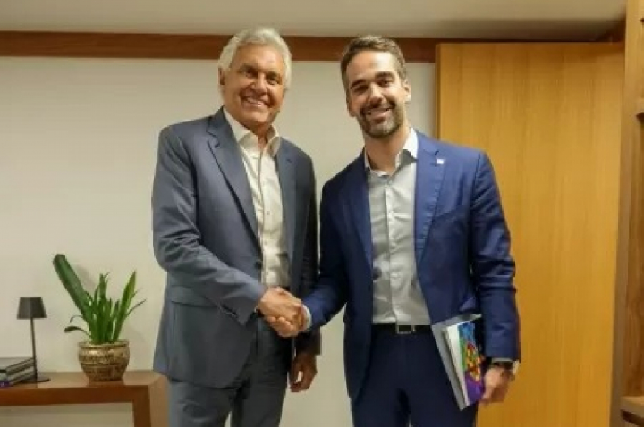 Leite pede desculpas a Caiado após críticas por ser preterido