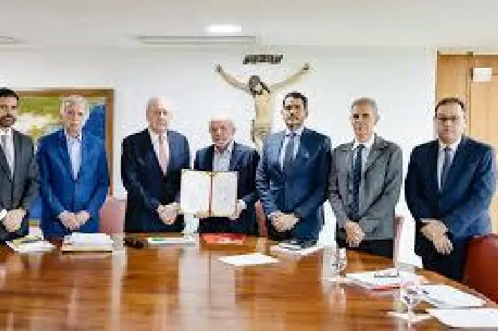 Lula assina Projeto de lei Antifacção e envia ao Congresso