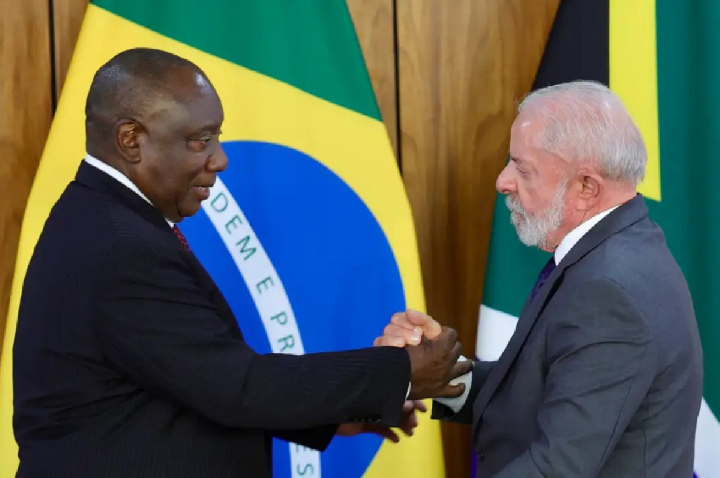 Lula cita preocupação com guerra no Irã e fala em ampliar defesa