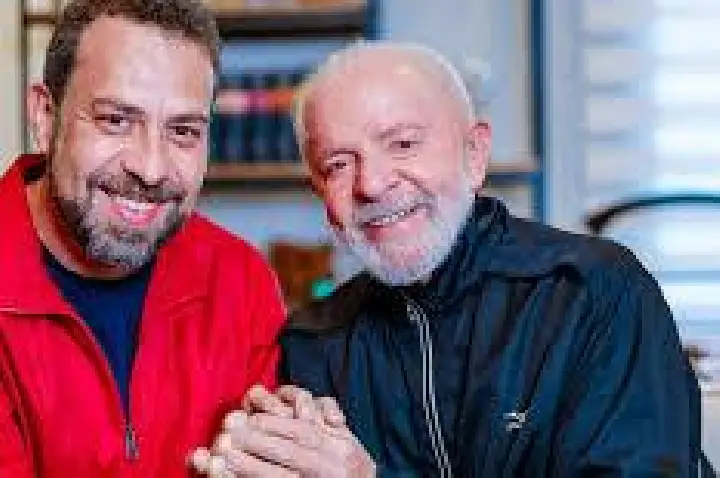 Lula confirma Boulos ministro da Secretaria-Geral da Presidência