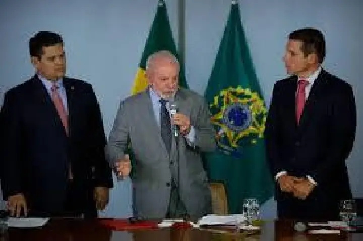Lula deve vetar projeto que amplia deputados na Câmara