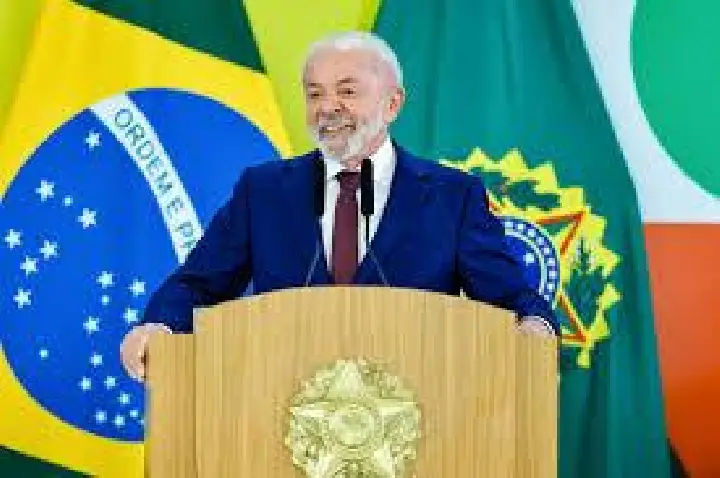 Lula quer evento para vetar projeto que reduz pena de Bolsonaro