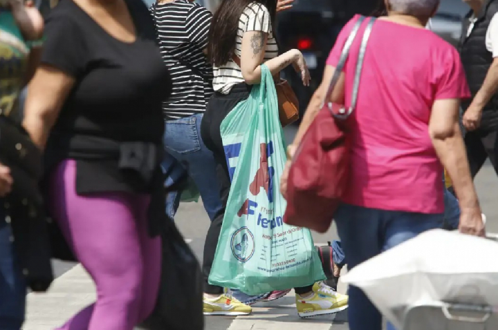 Mais de 60% da população brasileira têm excesso de peso