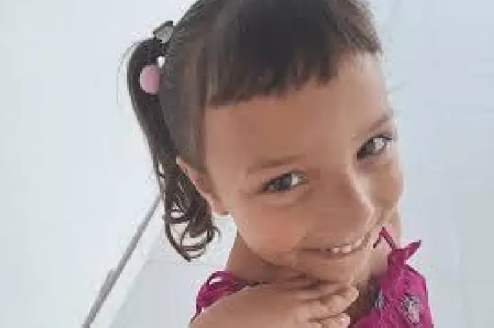 Maria Clara é morta e concretada em quintal; mãe confessa crime