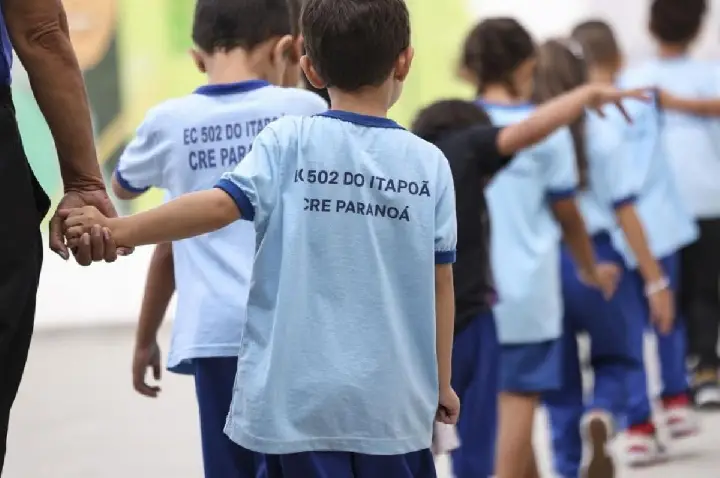 MEC recomenda veto de IA na educação infantil