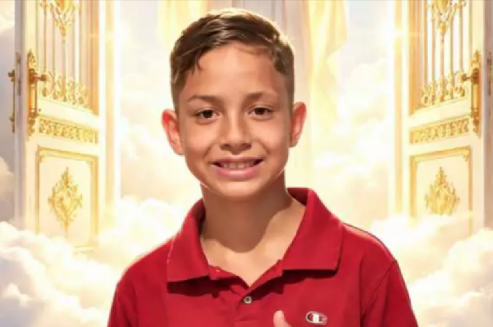 Menino volta à escola para se despedir de amigo e é atropelado