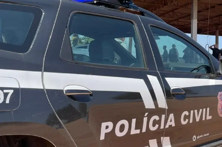 Mensagens de policiais no WhatsApp levantam suspeita de abusos