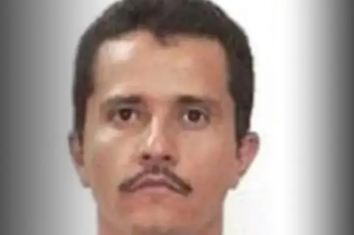 México enfrenta onda de violência após morte de 'El Mencho'