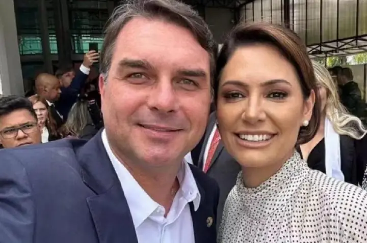 Michelle vai confirmar candidatura ao Senado em evento com Flávio