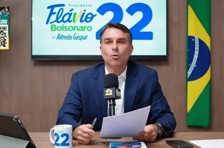 Ministra manda tirar do ar esquema de criptomoedas pró-Flávio