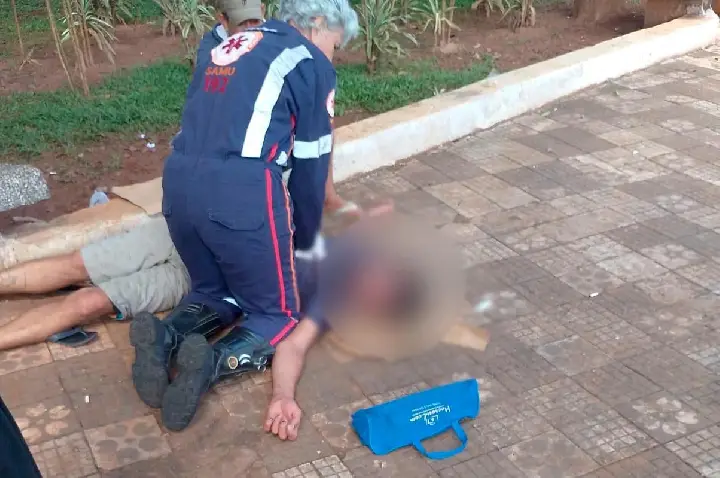 Moradores de rua agem rapidamente e salvam vida em Bauru; VÍDEO