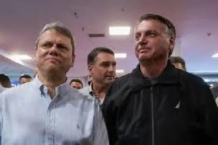Moraes ouve testemunhas de Bolsonaro hoje; a principal é Tarcísio