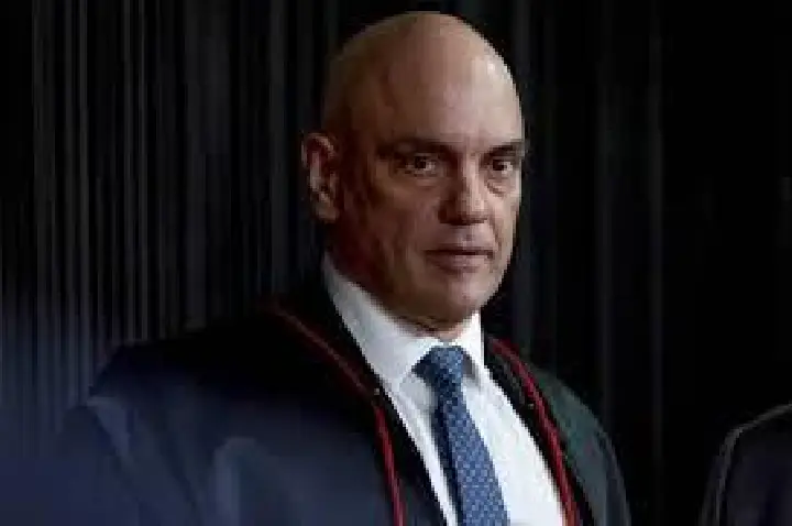 Moraes tira sigilo de relatório da PF sobre 'Abin paralela'