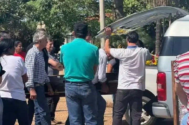 Morte de copiloto em queda de helicóptero com cantor Rick comove Pongai.