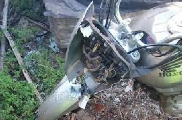 Motociclista morre após colisão com placa em rodovia de Bocaina