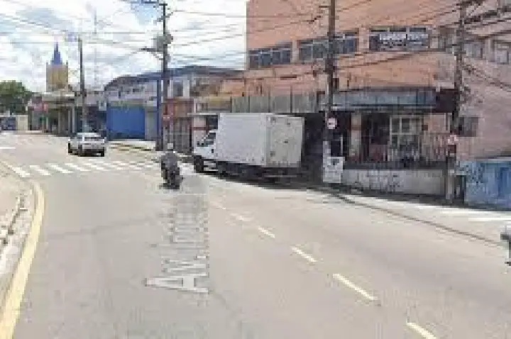 Motorista de aplicativo vê roubo, atropela ladrão, e é morto