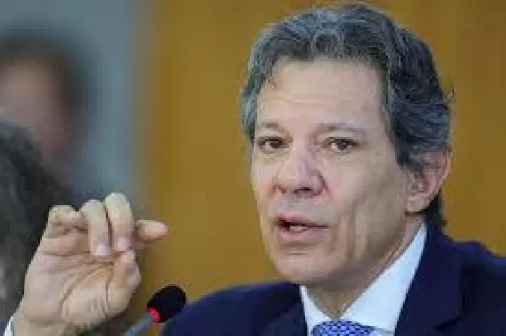 Motta prevê reação negativa a pacote que substitui alta do IOF: