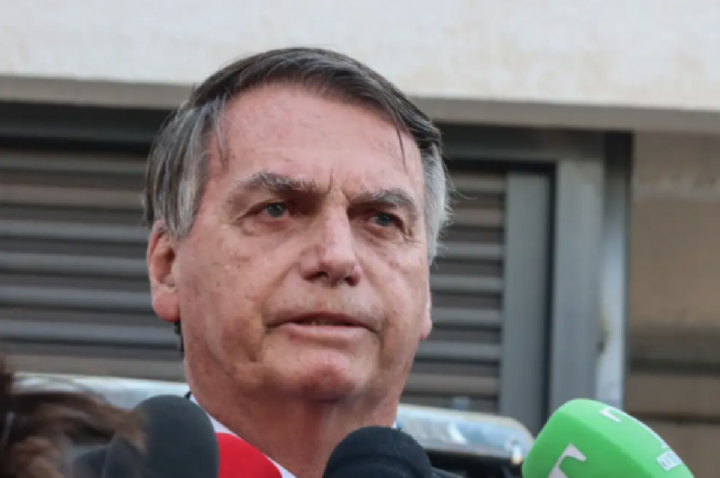 MP Militar pede no STM perda de patentes de Bolsonaro e aliados