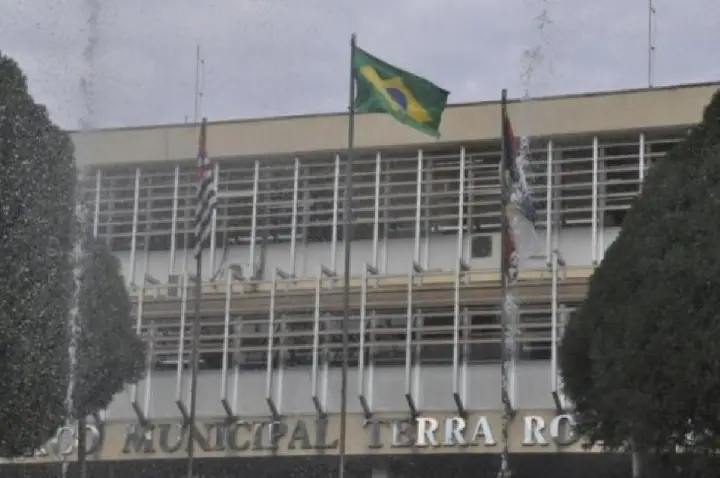 MP pede a exoneração de secretário por suspeita de atos ilícitos