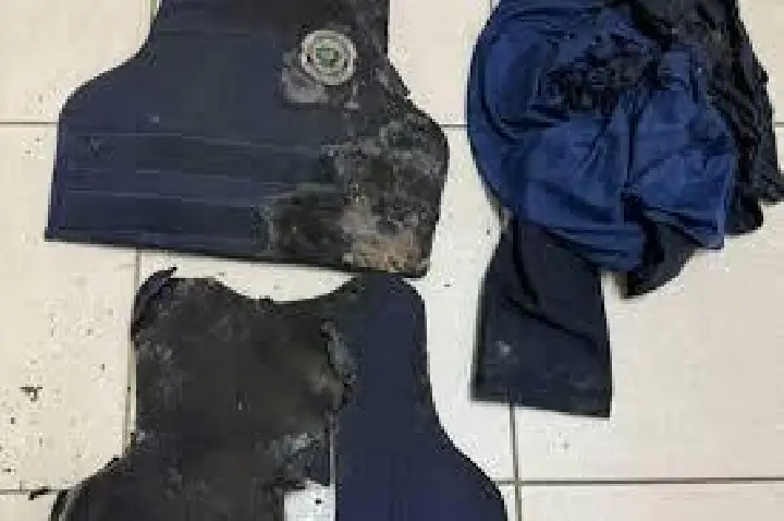 Mulher ateia fogo em guarda após agredir filha com facão