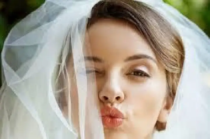 Noivos e noivas: como cuidar melhor da pele para o casamento