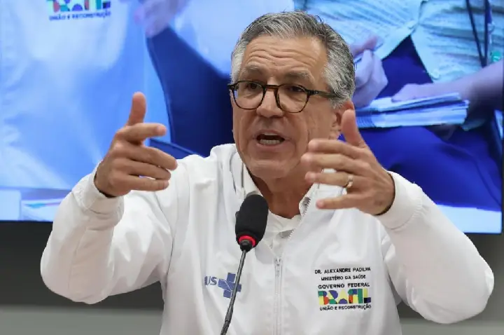O que fazer se você tomou a vacina da dengue do Butantan