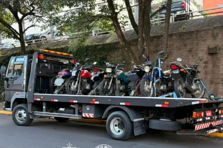 Operação da PM apreende motos e aplica 111 multas em Bauru