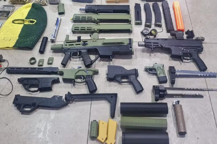 Operação em 11 estados combate produção de armas em impressora 3D