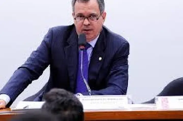 Operação Overclean, da PF, avança e tem deputado como alvo