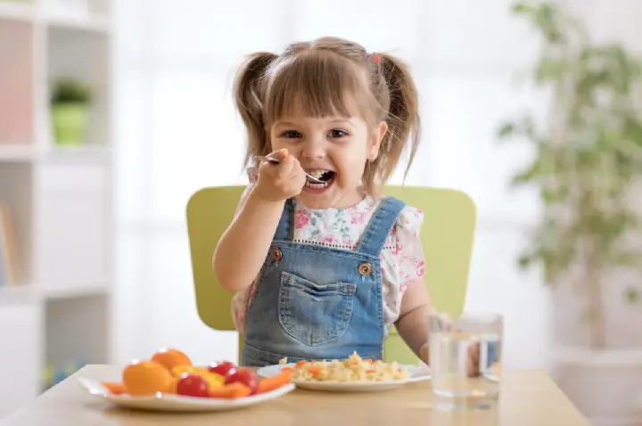 Os  erros mais comuns na introdução alimentar que podem prejudicar o desenvolvimento da criança