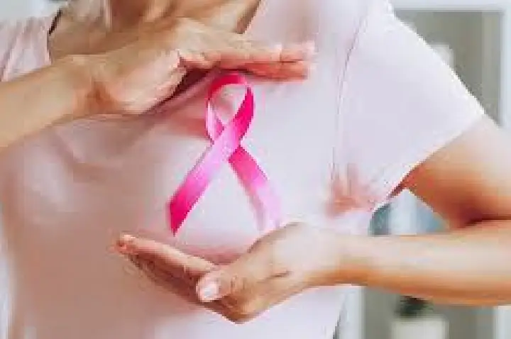 Outubro rosa: o que você precisa saber sobre câncer de mama