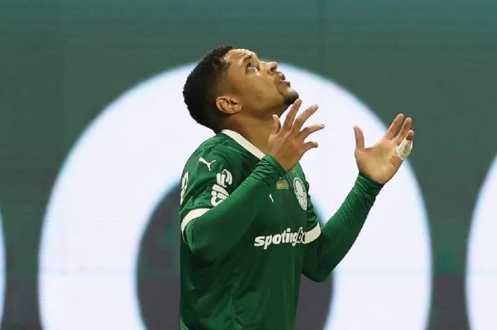 Palmeiras planeja ter Vitor Roque no primeiro jogo após a Copa